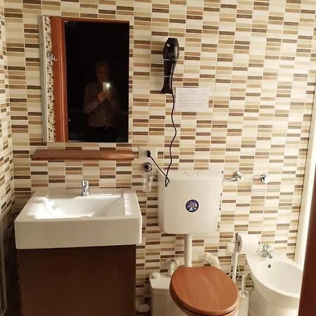 招待所 Le Tre Meraviglie A 200 M Dal Mare 卡塔尼亚