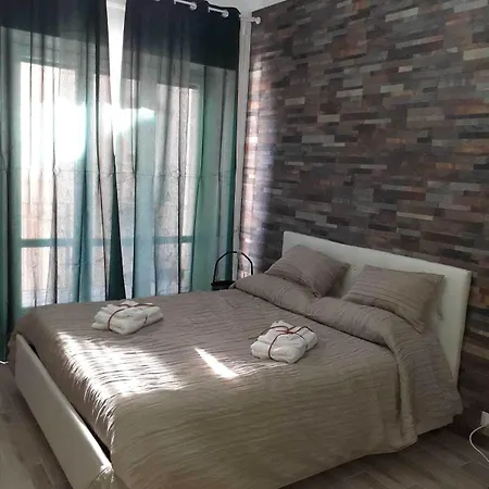 Le Tre Meraviglie A 200 M Dal Mare 招待所 卡塔尼亚